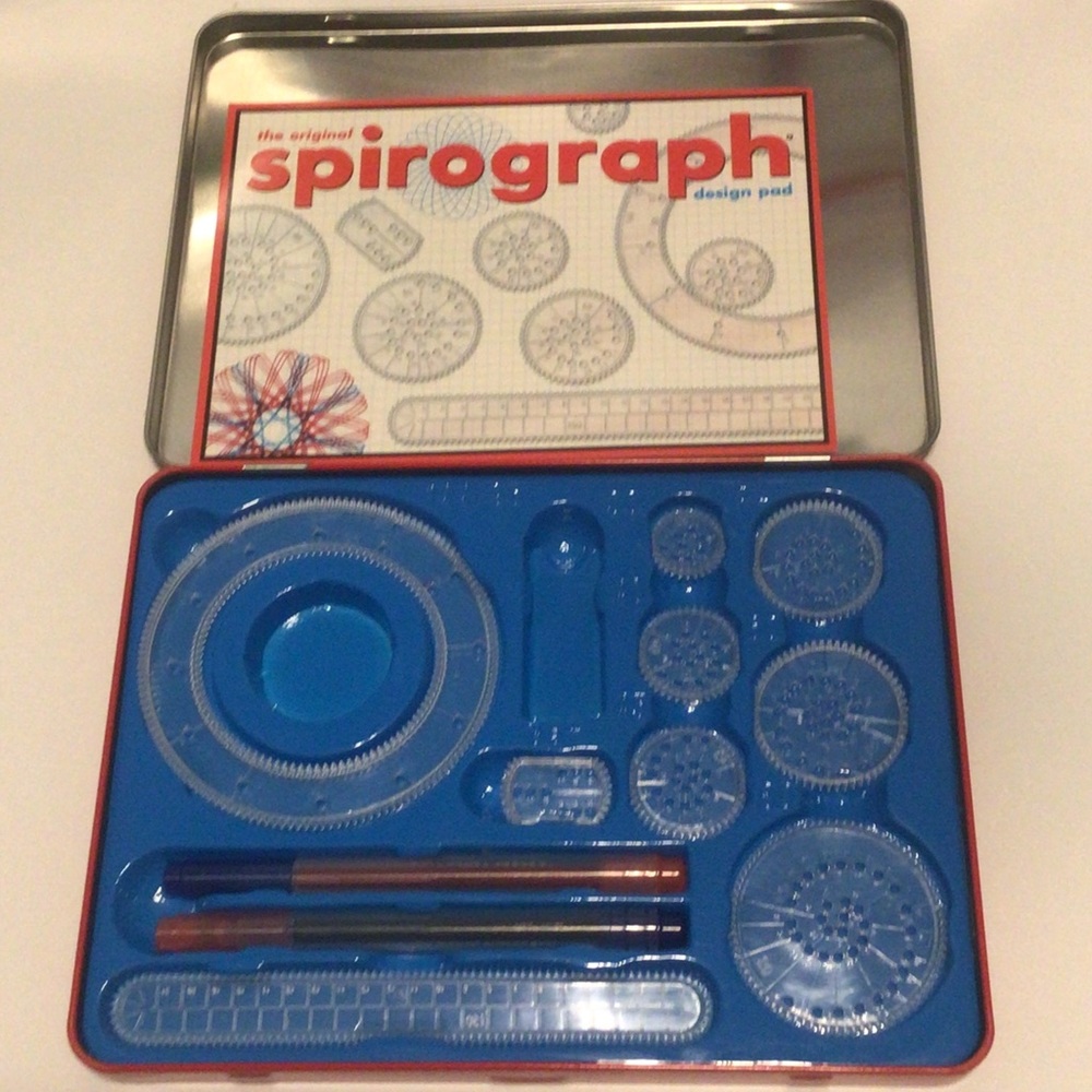 Spirograph Design Set - Picture 2 of 8